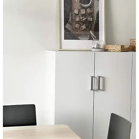 アパート Gallen-kallelankatu 5 ポリ