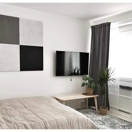 Gallen-kallelankatu 5 * ポリ