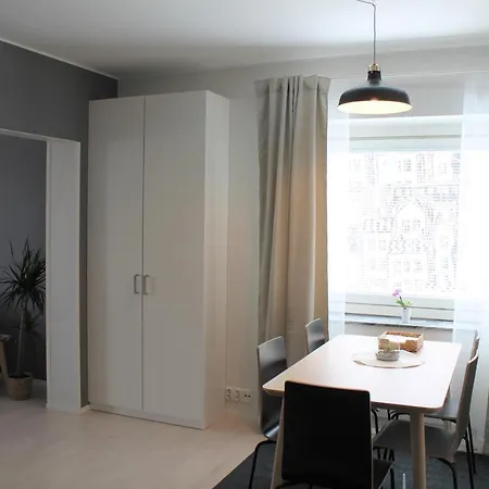 Apartment Gallen-kallelankatu 5 *