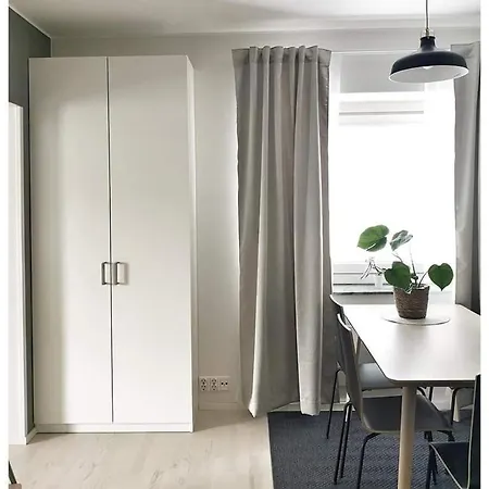 Apartment Gallen-kallelankatu 5 *